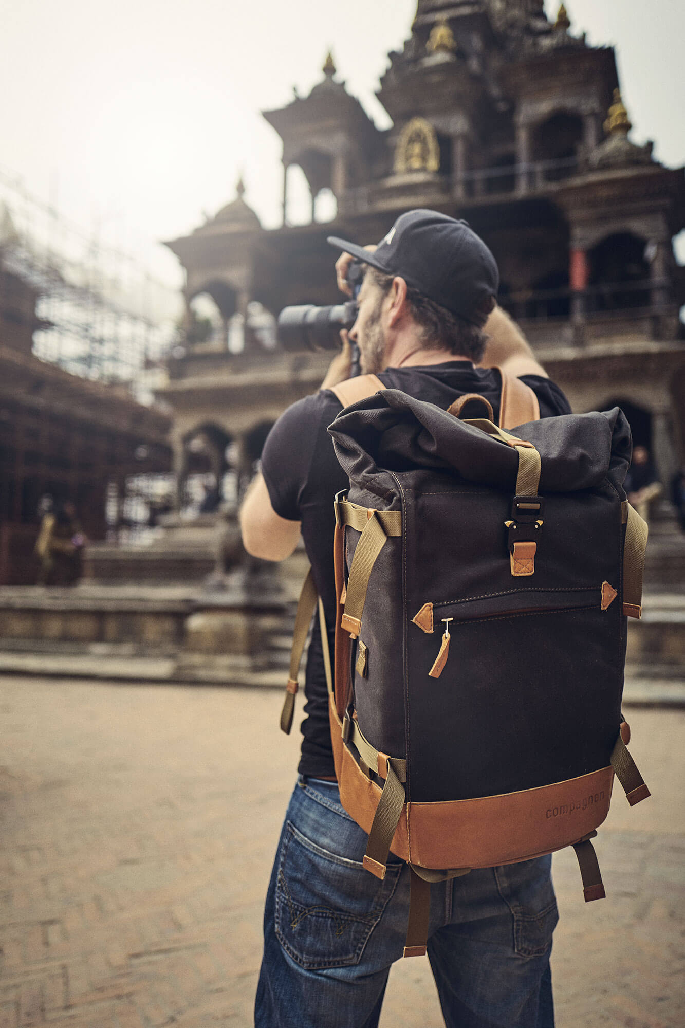 Hoch oben in Kathmandu mit dem backpack 2.0