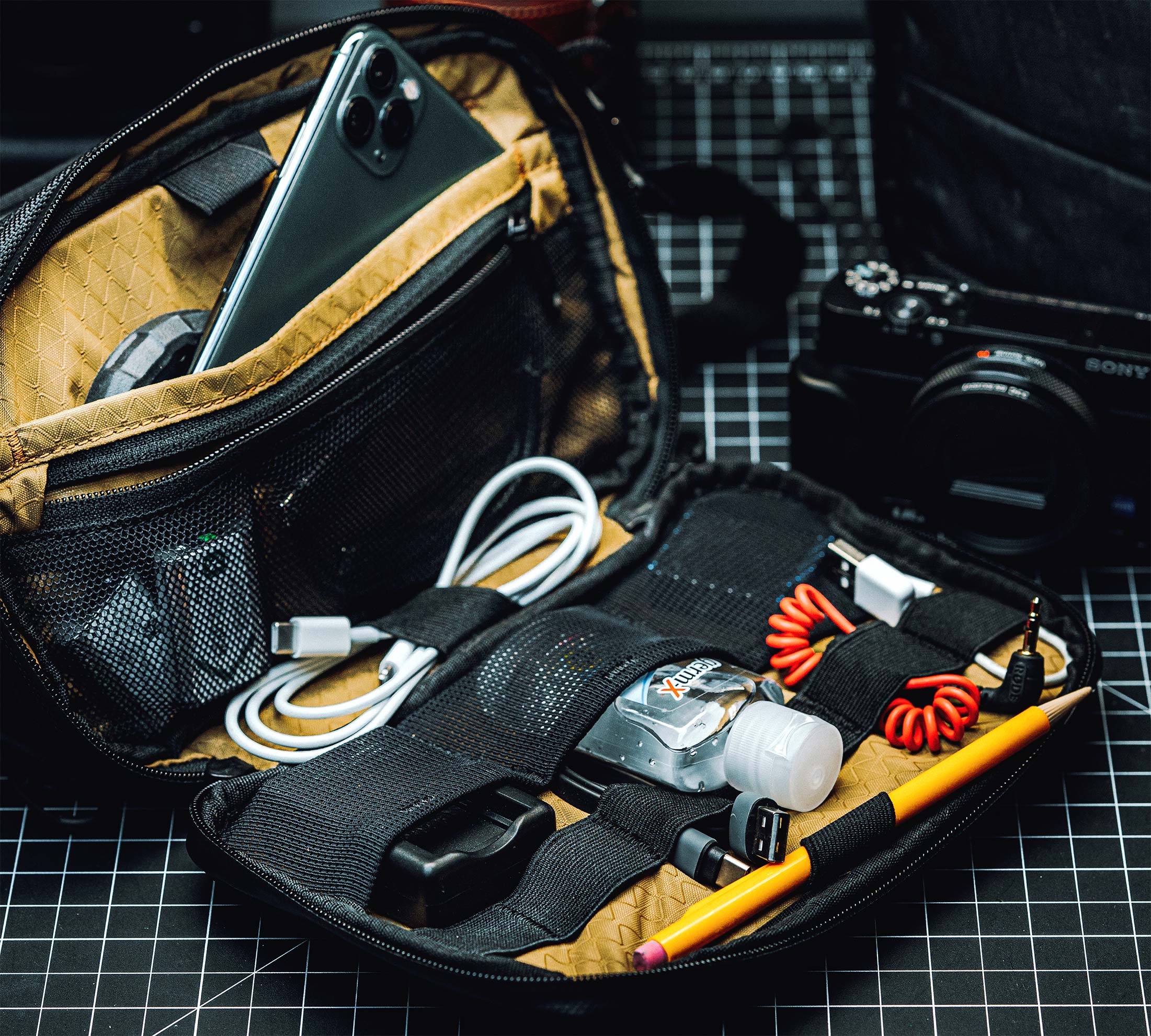 Element pouch