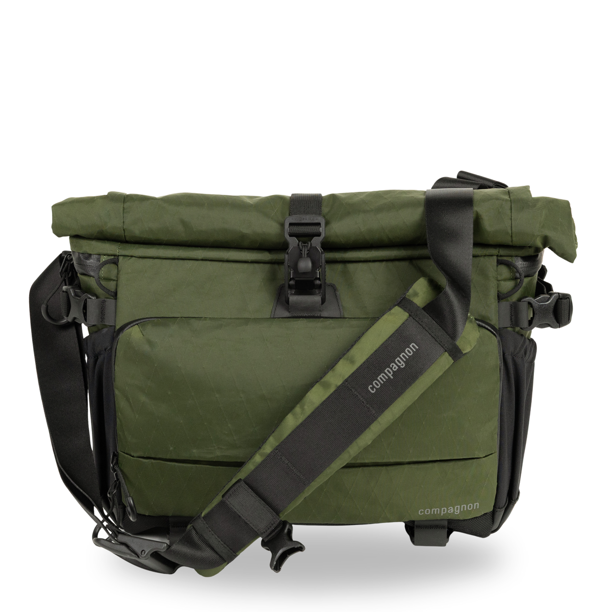 https://compagnon-bags.com/en/products/element-sling-12l-forest social preview image