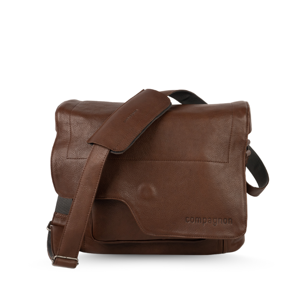 compagnon_leather_camera_messe