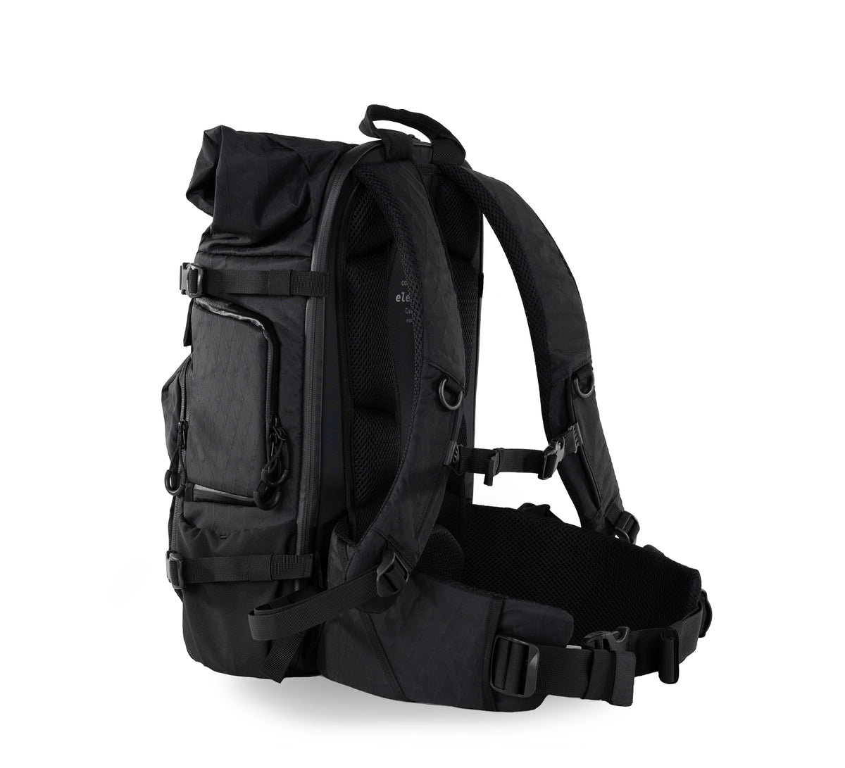 Element Backpack 20L in Schwarz | Kamerarucksack von compagnon